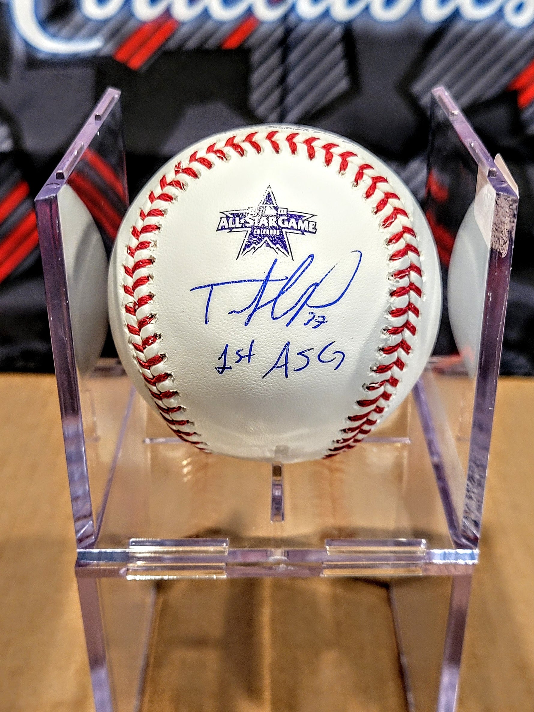 Teoscar Hernandez: Choose Your Ball image 0