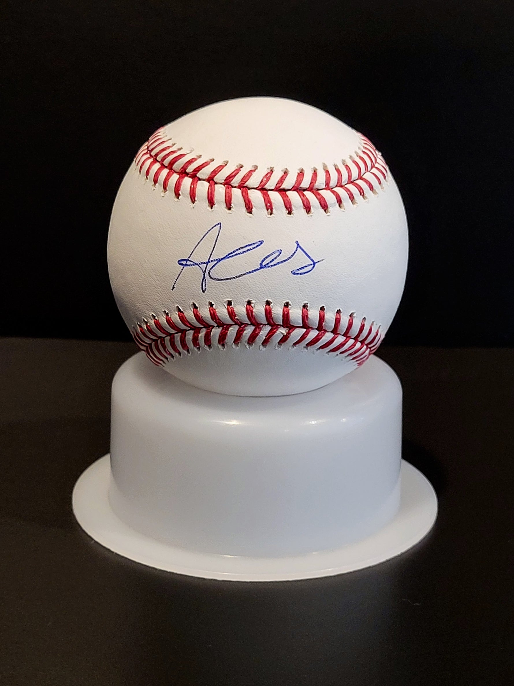 Austin Wells Signed OMLB Baseball - Yankees image 0