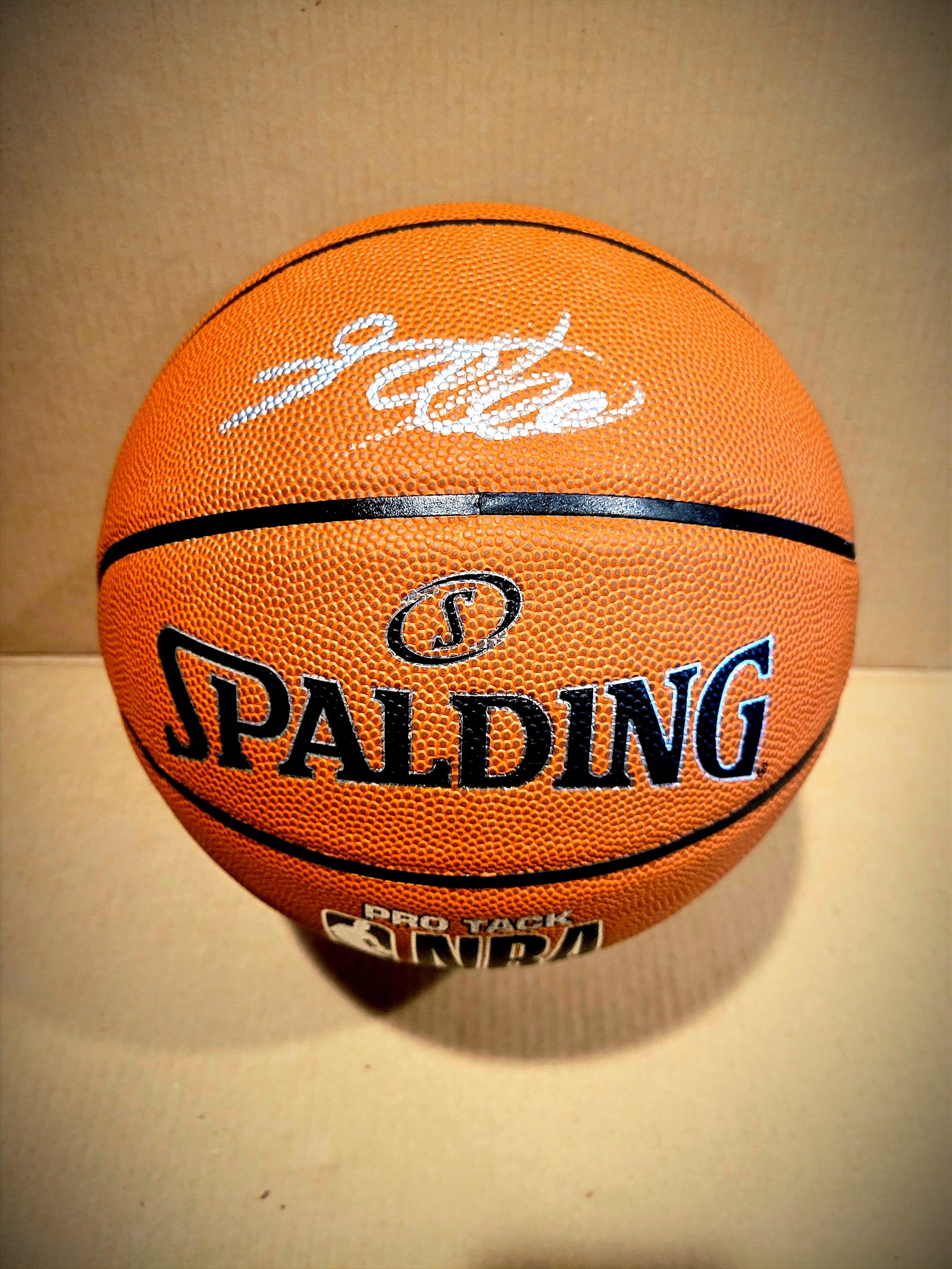 De'Aaron Fox Signed Spalding Basketball - Sacramento Kings image 0