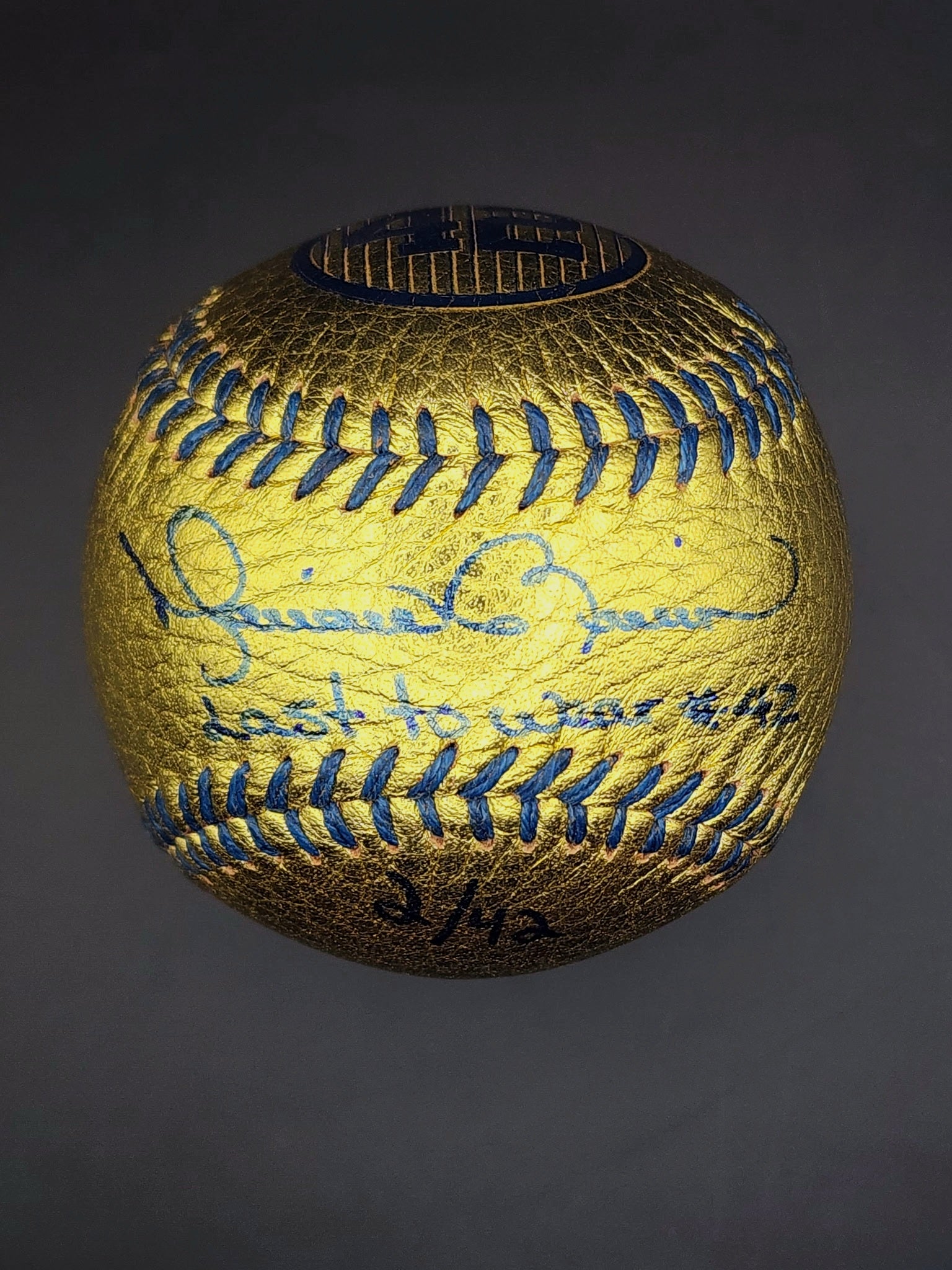 Mariano Rivera Signed RARE Limited Edition GOLD Baseball /42 - Last to Wear 42 Inscription