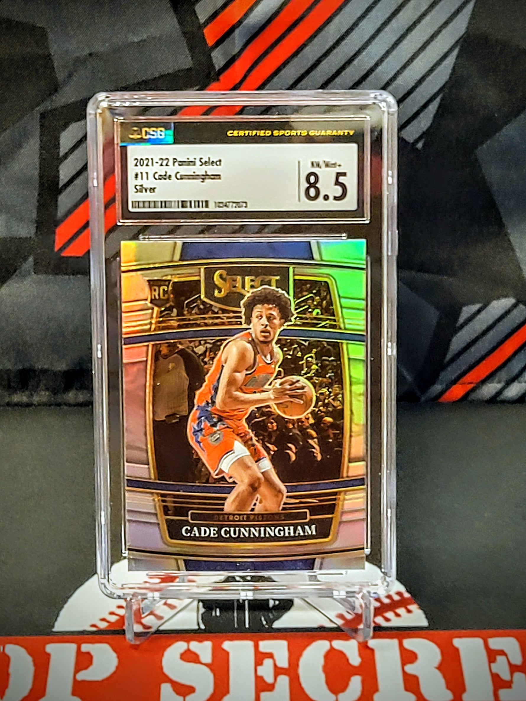 Cade Cunningham Pistons 2021-22 Prizm Silver RC #11 Graded - CSG 8.5 image 0